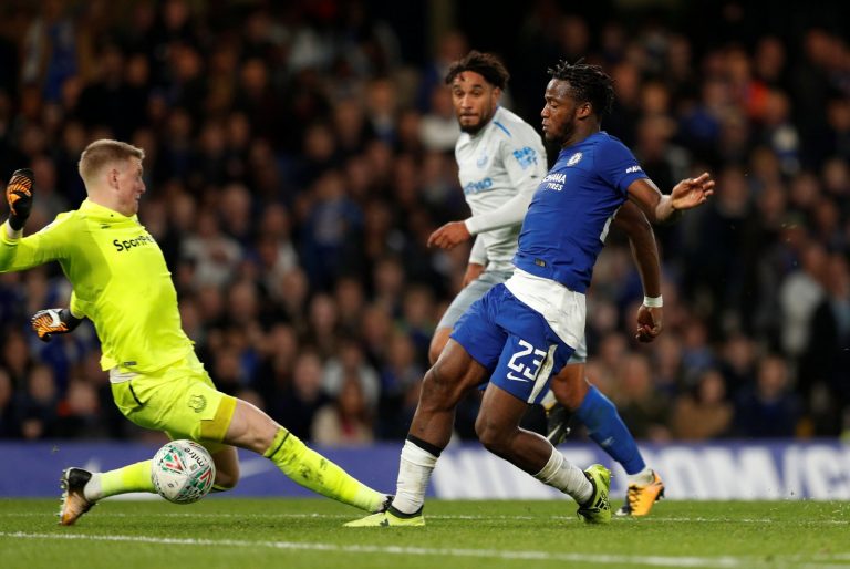 Everton have already missed their best chance to strengthen vital position this month
