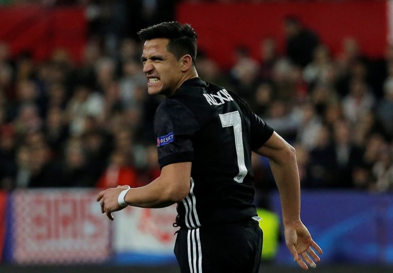 ‘The worst decision Jose has made’ – Man United fans hit out at £63m-rated forward