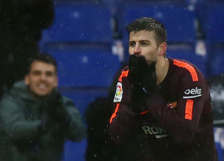 Barcelona: Fans react to reported tension between board and players