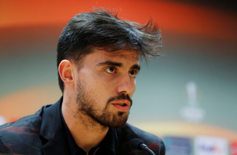 Arsenal: Suso would add the missing spark to Arsenal and make them forget about Ozil