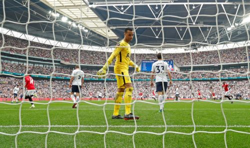 Tottenham: Fans furious at Vorm’s ‘blunder’