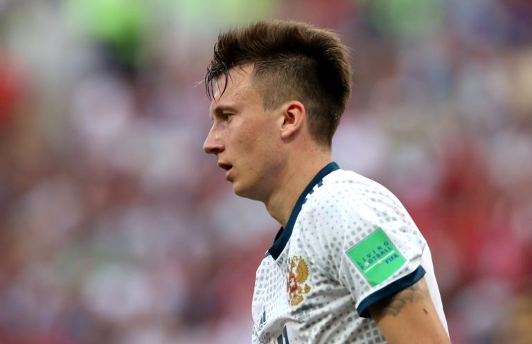 Everton: Blues keen on Aleksandr Golovin