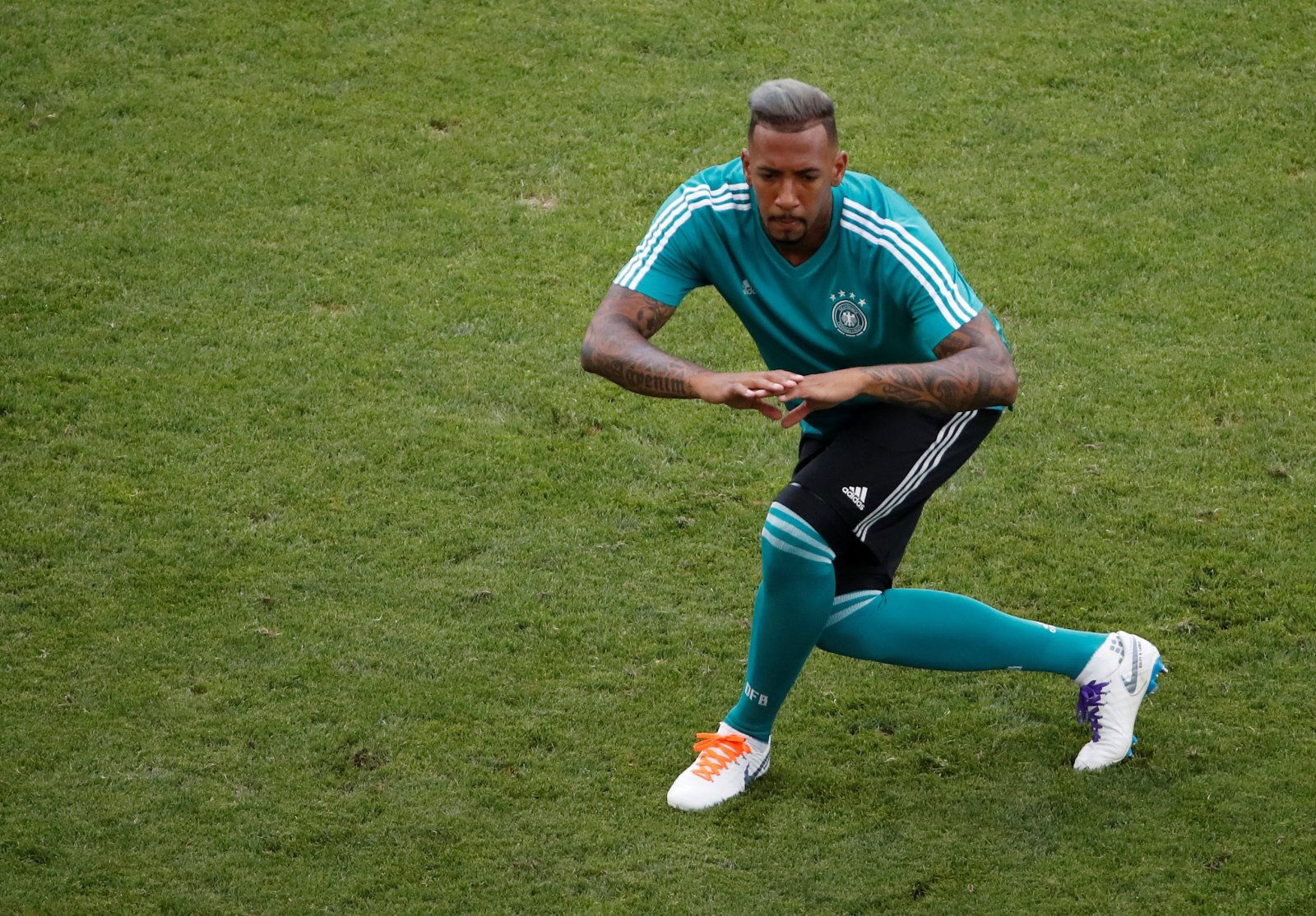 Manchester United’s decision makers just have to get Jerome Boateng deal over the line