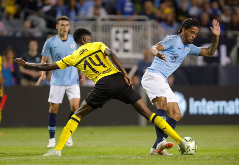 Celtic considering loan offer for Douglas Luiz