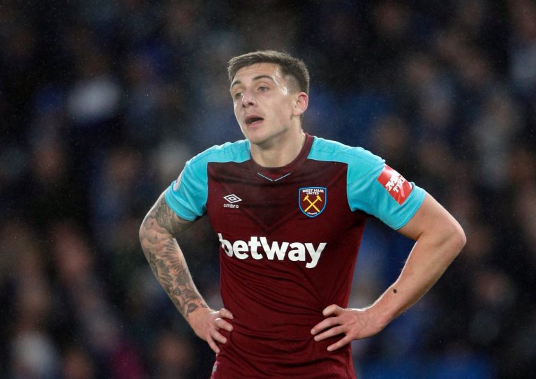 West Ham: Jordan Hugill goes out on loan to QPR