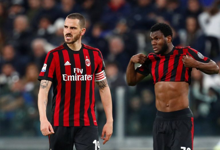 Manchester United should resist buying Bonucci