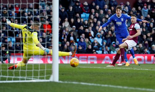 Stoke City simply must complete a deal for Southampton striker Sam Gallagher