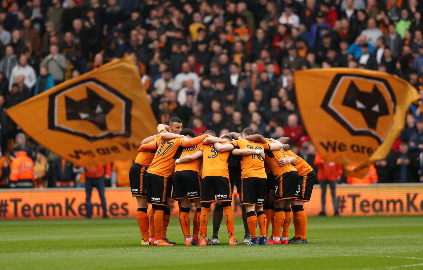 Wolverhampton Wanderers Fans Laud Electric Molineux Atmosphere After Tim Spiers Post The Transfer Tavern