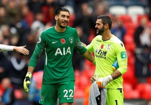 These Tottenham fans want Paulo Gazzaniga to replace Hugo Lloris