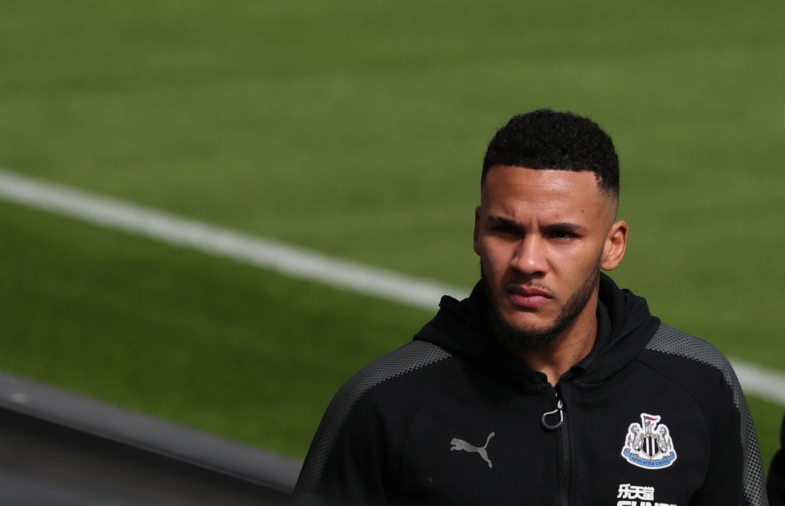 Newcastle fans on Twitter fumed at Lascelles after pointless booking