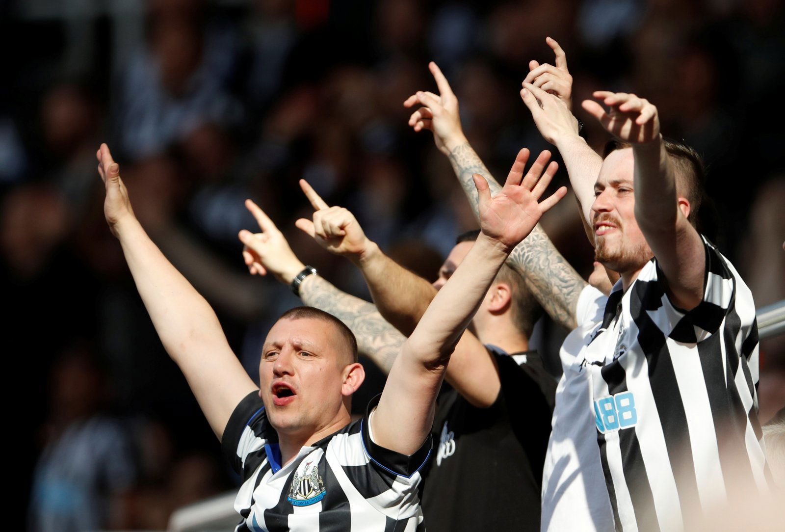 Newcastle United: Fans hilariously storm Sunderland post after rivals’ 3-0 loss - Newcastle United