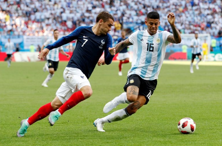 Marcos Rojo would be a far better signing for Everton than Yerry Mina