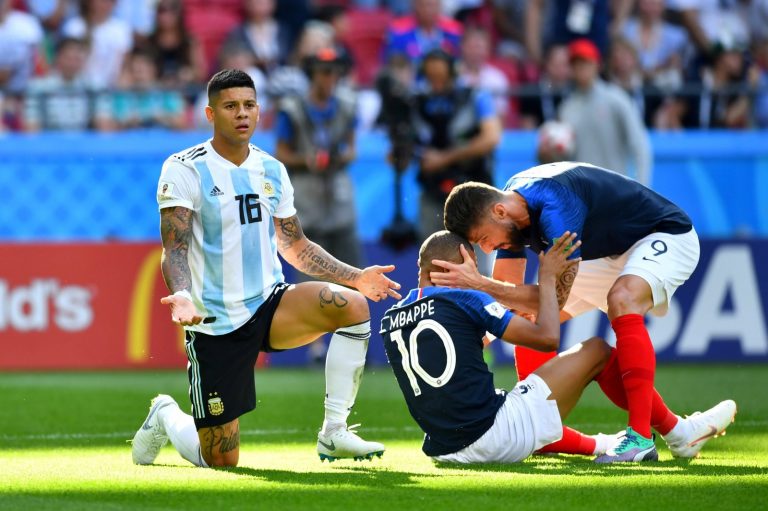 Marcos Rojo could form a formidable partnership with Yerry Mina
