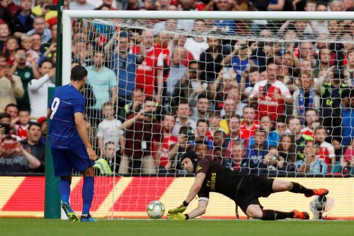 Chelsea fans are being ruthless with Alvaro Morata