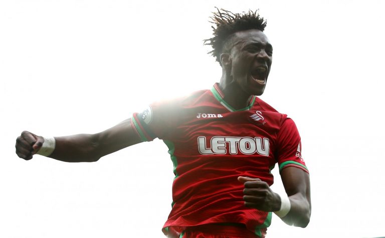 These Chelsea fans the club to hang on to Tammy Abraham
