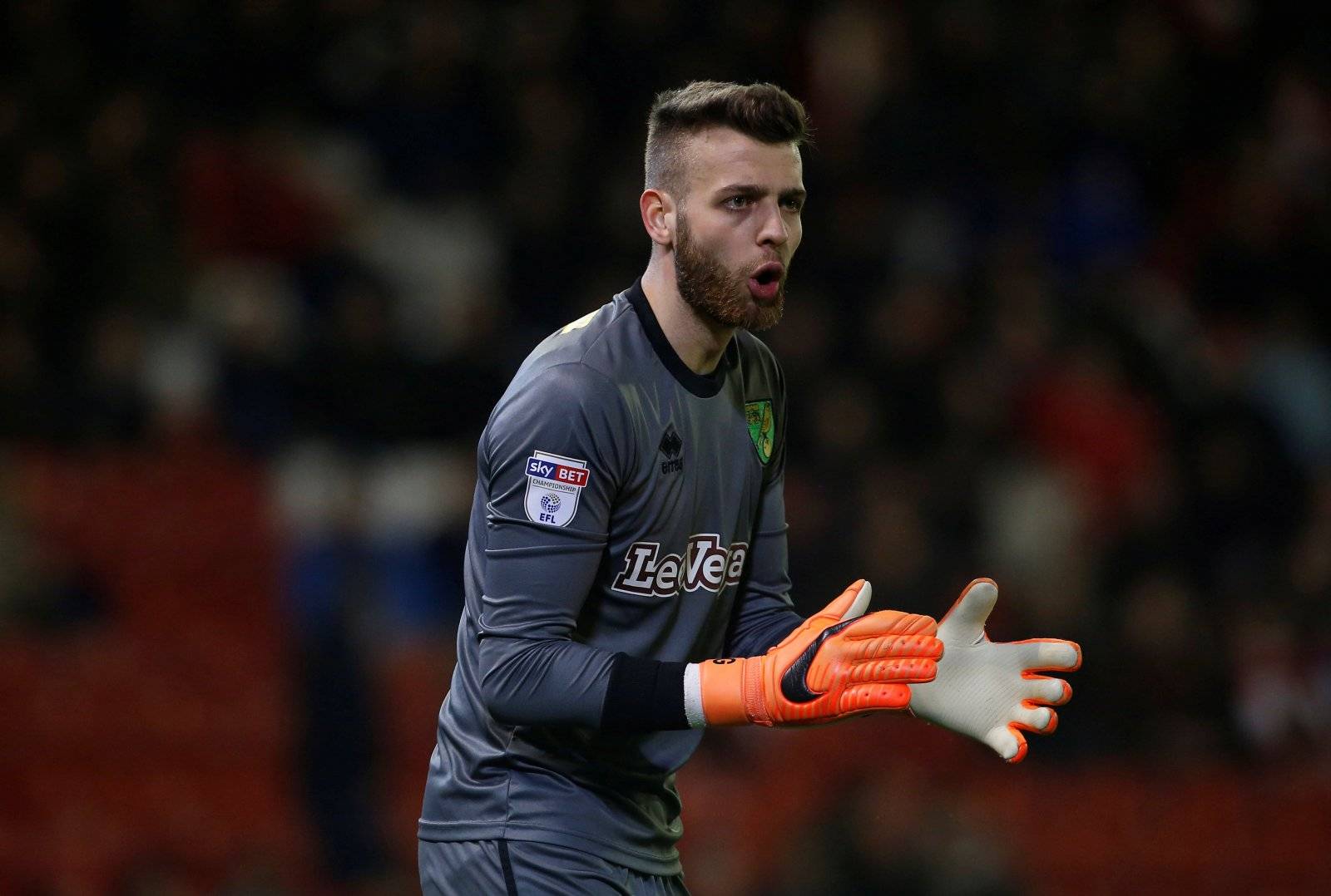 Norwich: Angus Gunn set for Canaries medical - Norwich City