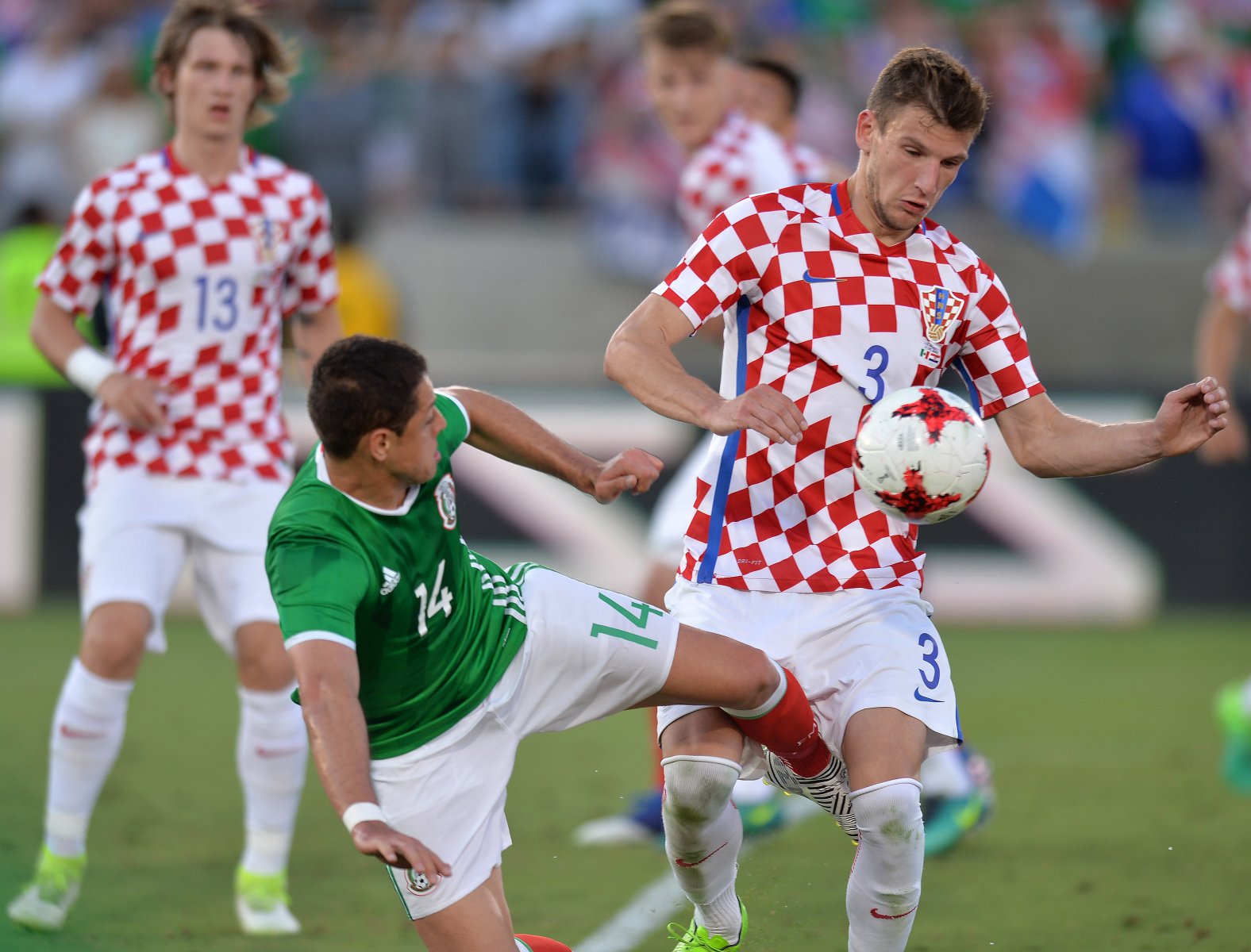 Rangers fans took to Twitter to praise sublime Barisic after Hibs tie - Rangers