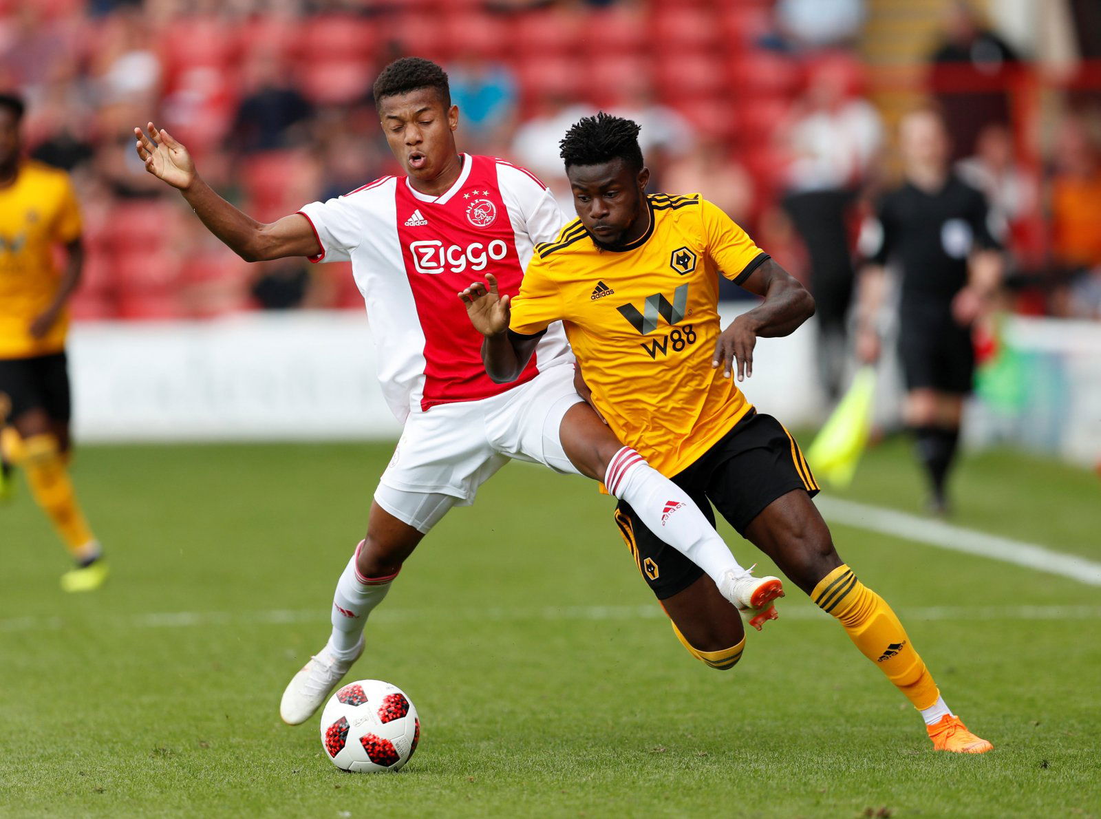 Wolverhampton Wanderers: Fans react as Bright Enobakhare leaves the club - Wolves