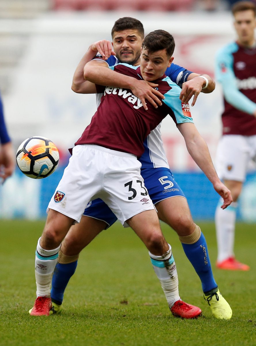 West Ham open to discussions about a move for Josh Cullen - Latest News
