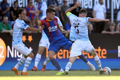 Benteke must watch his back with Sorloth eager to succeed