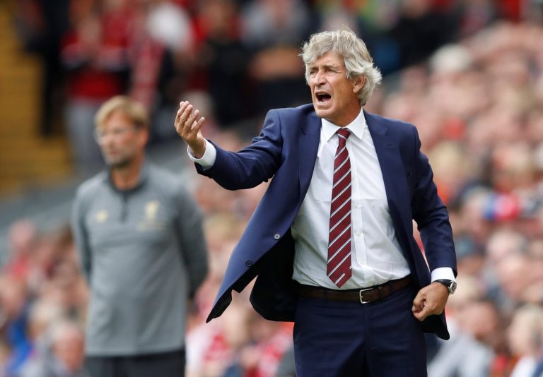 West Ham fans on Twitter were livid with shipping sloppy late goal against Cardiff
