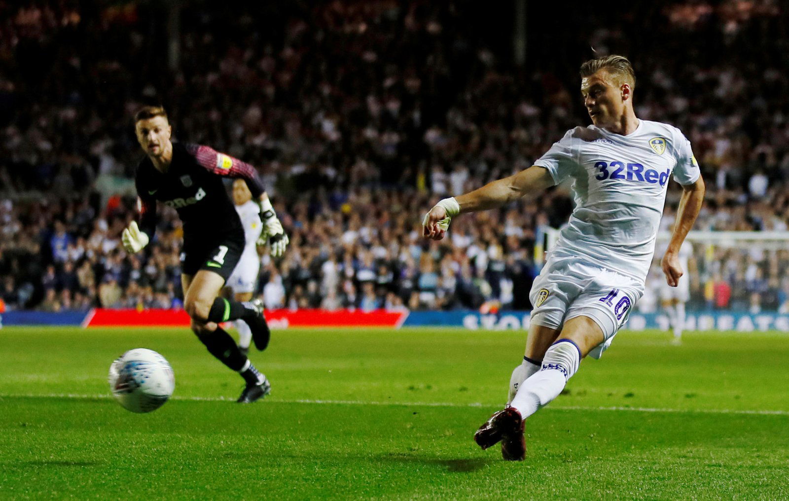 Ezgjan Alioski’s comments suggest Marcelo Bielsa can end Leeds’ top-flight exile