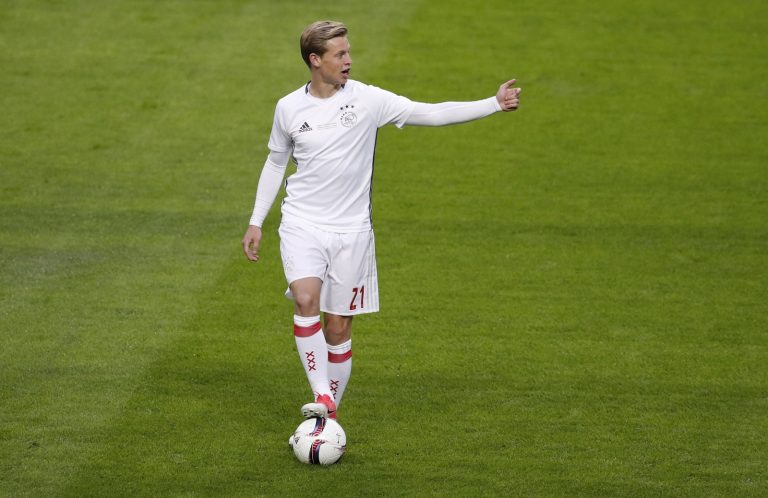 Frenkie De Jong fits Manchester United down to the ground