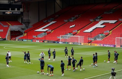 January: Liverpool should continue Brazilian theme to ensure title win