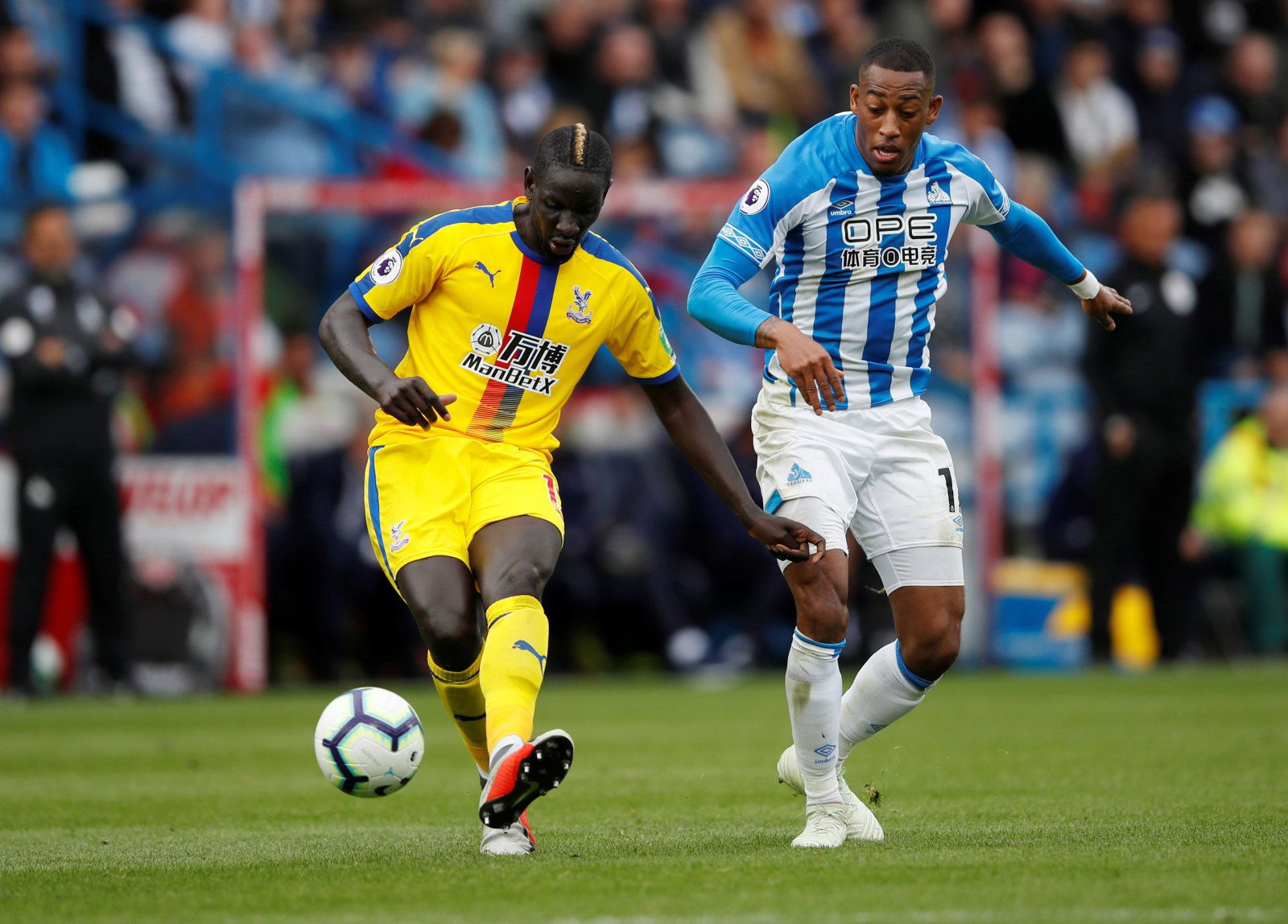 Crystal Palace: Fans have a lot of love for Mamadou Sakho after alleged Wilfried Zaha meeting - Crystal Palace