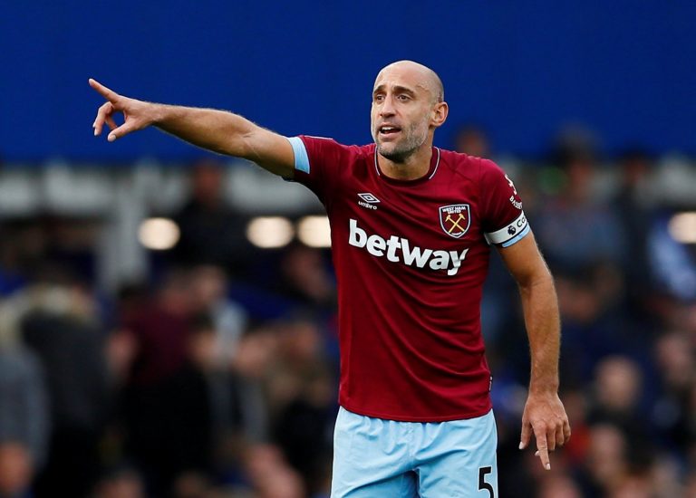 West Ham fans on Twitter desperate for one more year with Zabaleta