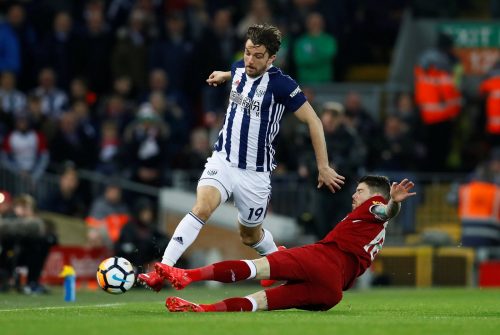 Manuel Pellegrini should be on high alert to Alberto Moreno’s availability