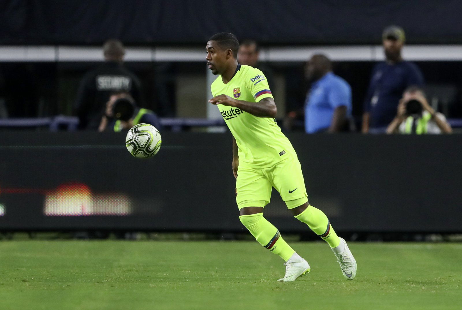 Signing Malcom would give Everton an incredible upgrade on inferior Walcott - Everton