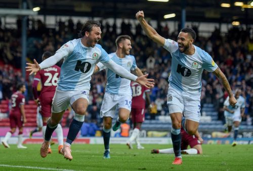 Burnley should swoop on local rivals to snap up £4.5m-rated midfield talent