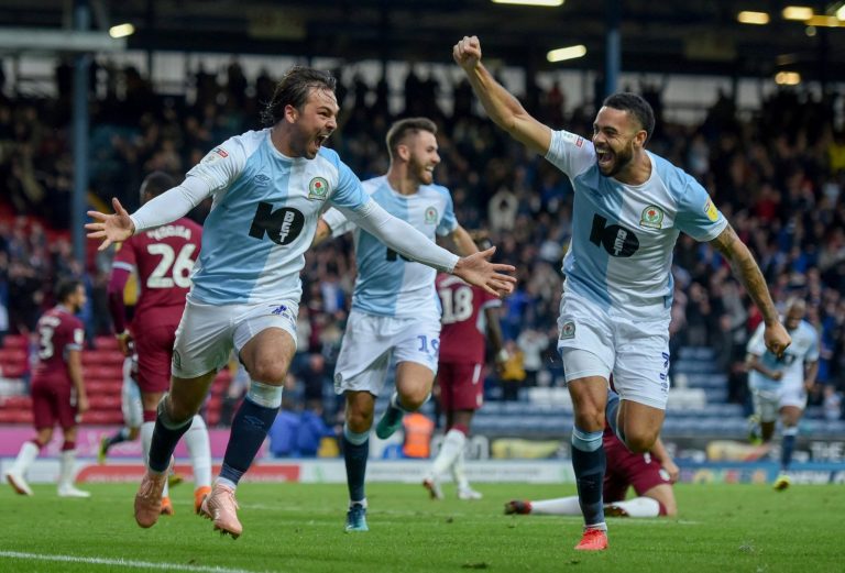 Burnley should swoop on local rivals to snap up £4.5m-rated midfield talent