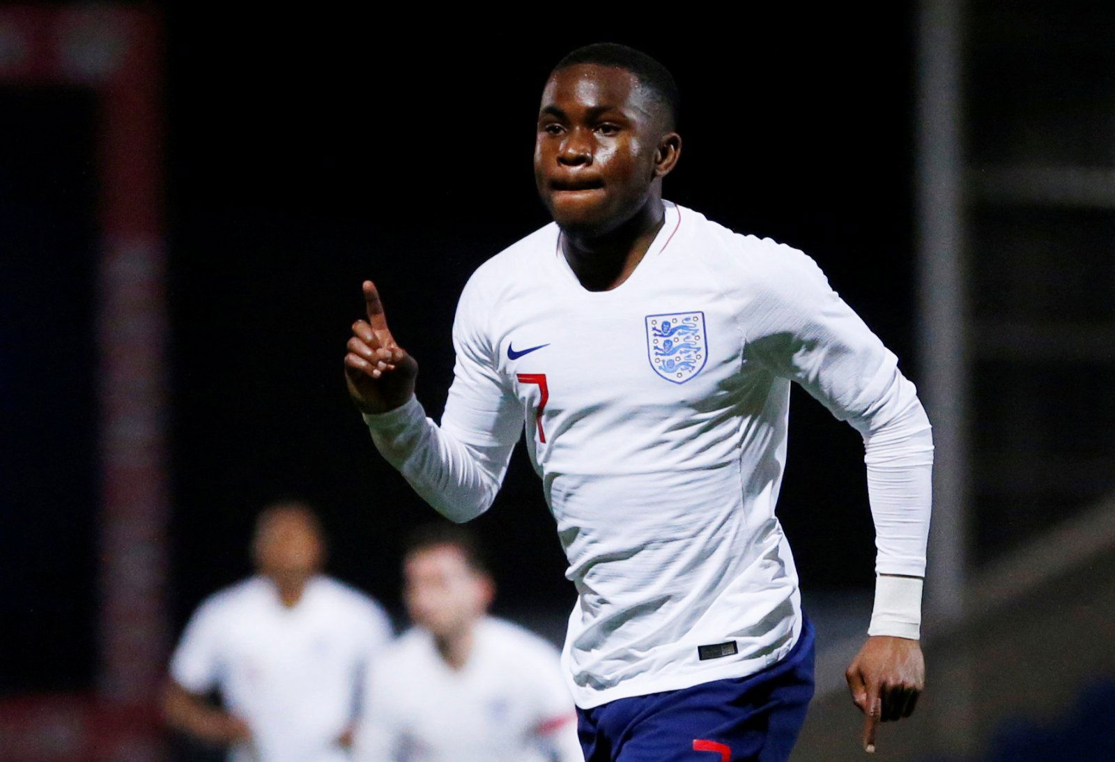 Everton fans on Twitter desperate for Lookman to retain his place