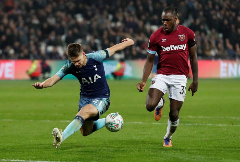 These West Ham fans want Pellegrini to sell Antonio after performance against Spurs