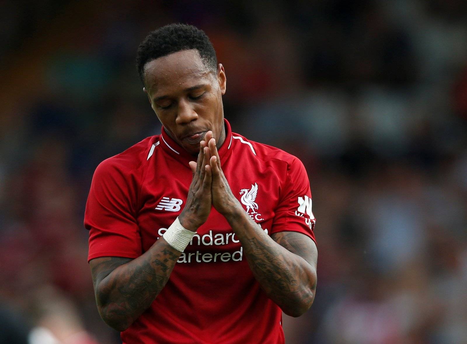 Crystal Palace: Fans react as video shows Nathaniel Clyne training at the club - Crystal Palace