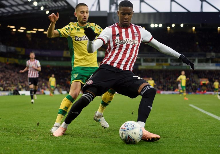 Aston Villa: Fans praise Ezri Konsa after Premier League debut