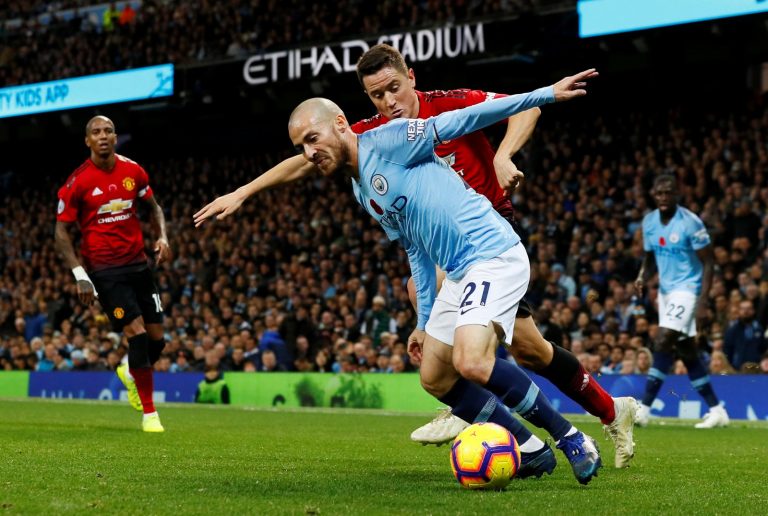 Man United fans slate Ander Herrera after derby display