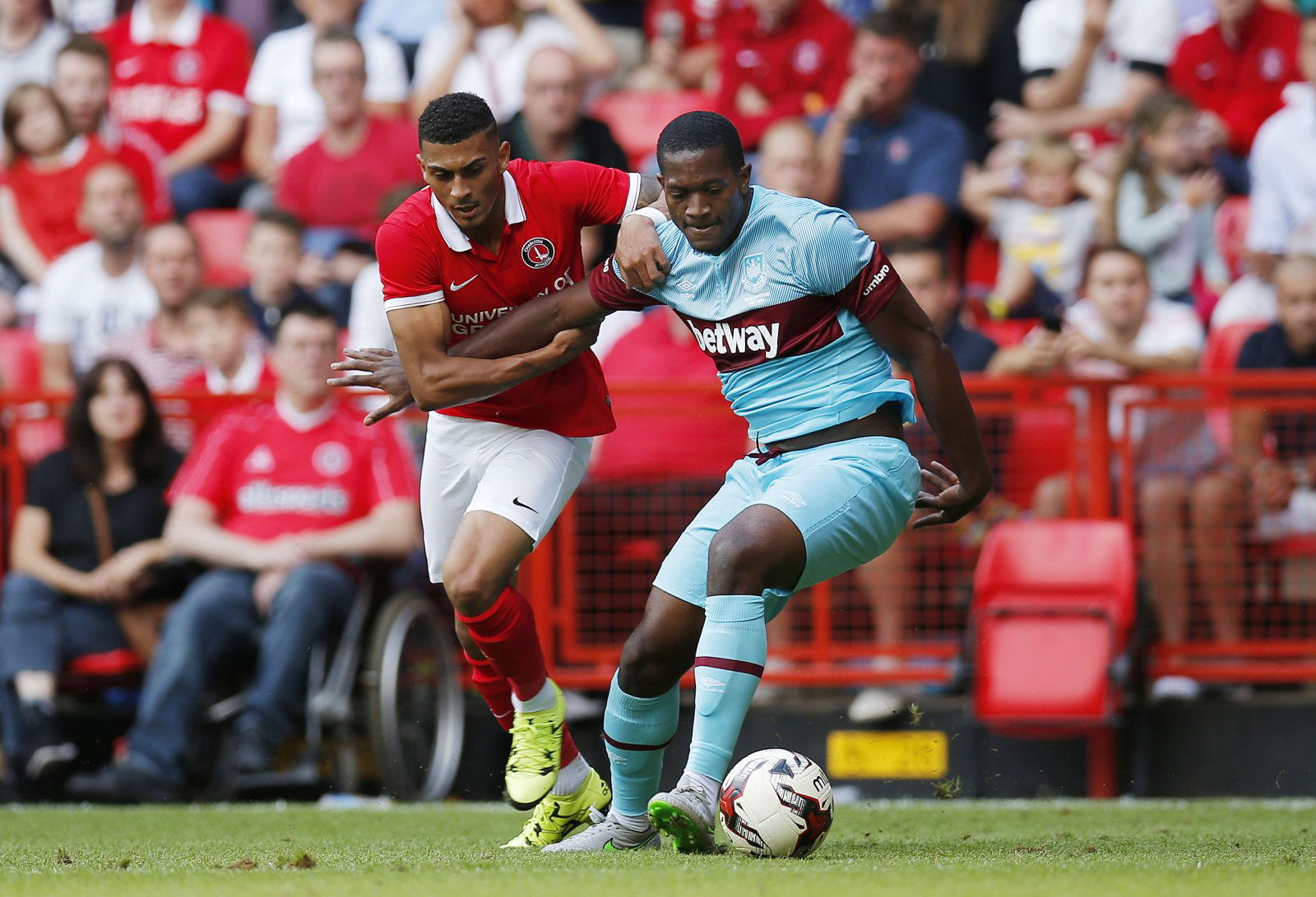 Darren Moore simply must move ASAP in bid to lure Karlan Grant to West Brom