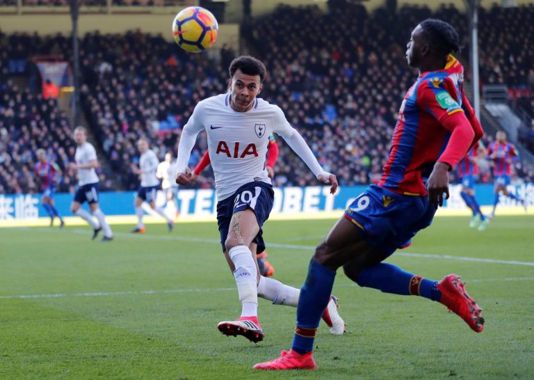 Flashback: Aaron Wan-Bissaka debut vs Spurs