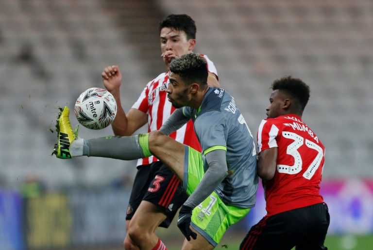 Sunderland: Bali Mumba set for Norwich City move