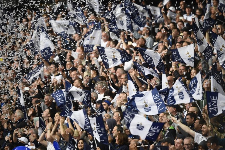 Tottenham fans on Twitter ready to see Parrott used as Harry Kane deputy