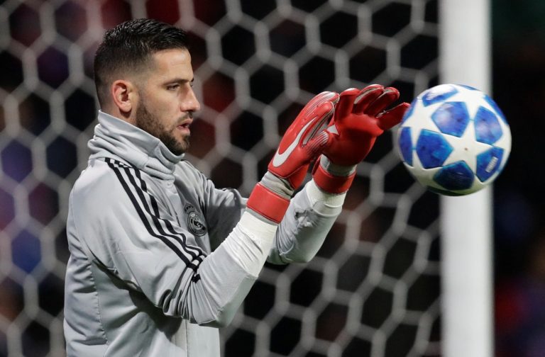 Leeds United: Kevin Campbell drops Kiko Casilla verdict