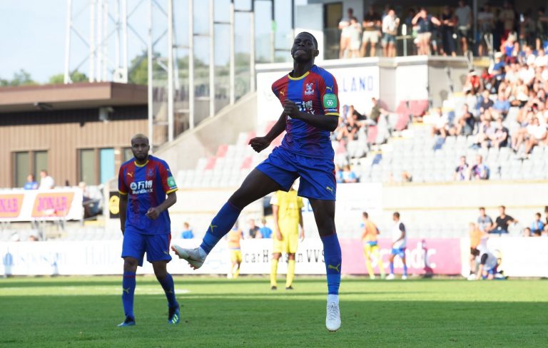 Kaikai celebrates for Crystal Palace