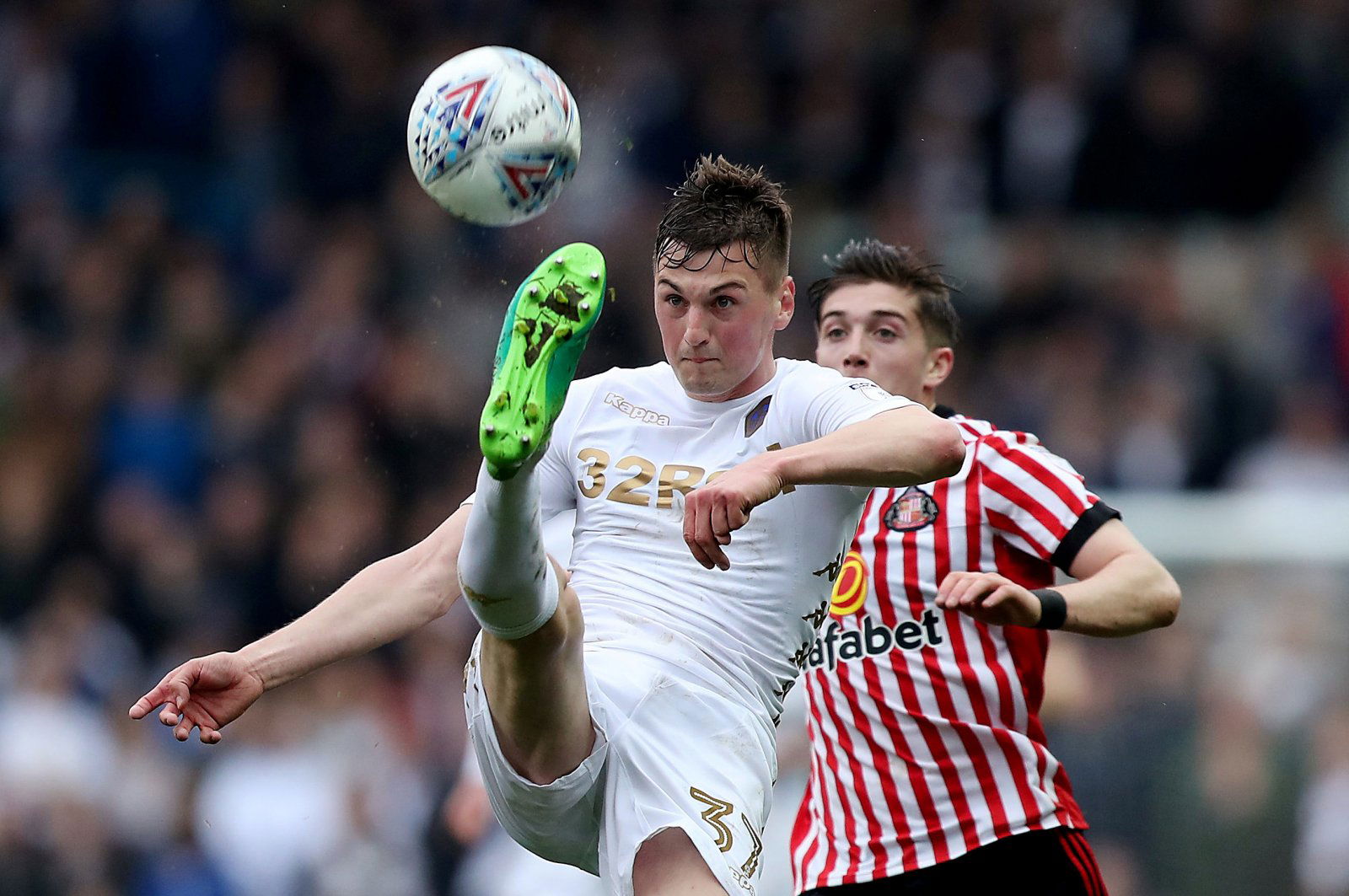 Leeds’ Paudie O’Connor set to join Bradford on loan