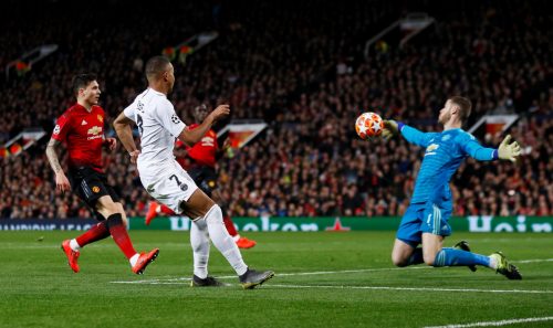 David De Gea saves Manchester United from embarrassment