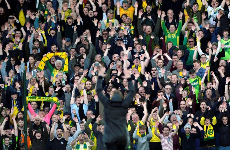Norwich City: Daniel Farke and his side pick up LMA performance of the week award