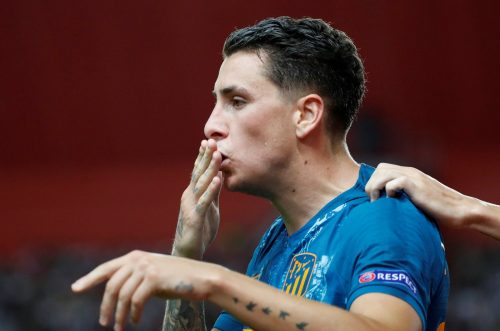 Manchester United must go all-out to sign Jose Gimenez this summer