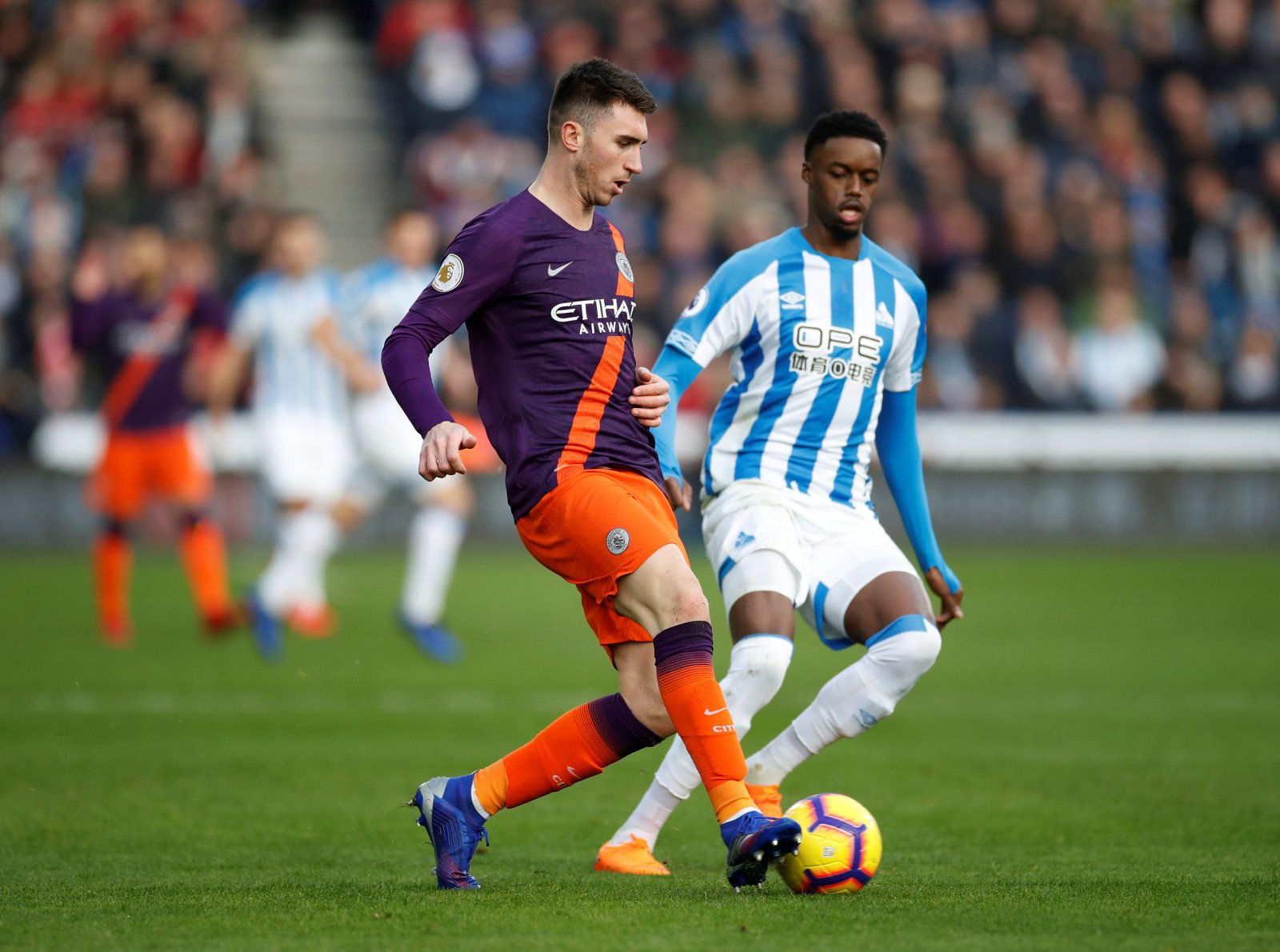 Aymeric Laporte signs new deal